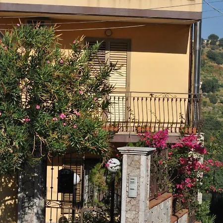 Casa Dell'Oleandro Apartment Gallodoro Exterior photo